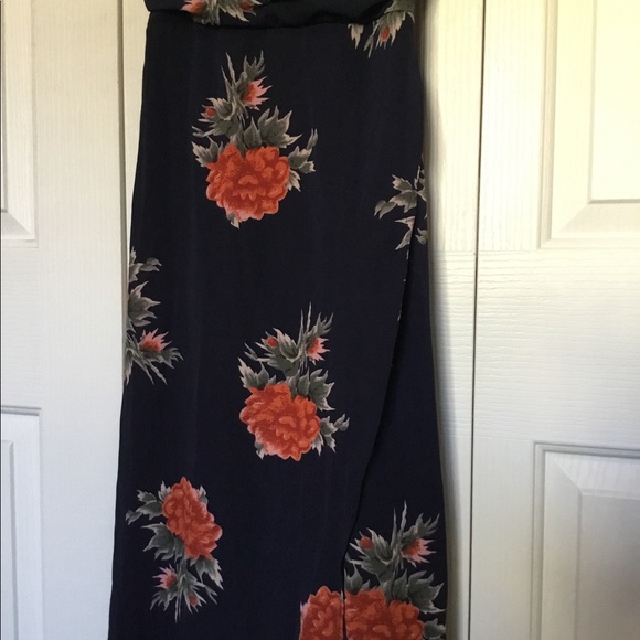 NWT faux wrap maxi dress - Picture 7 of 8